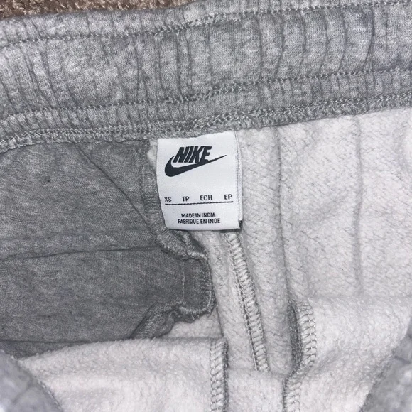 Nike womens Heather Gray Joggers - Picture 2 of 2